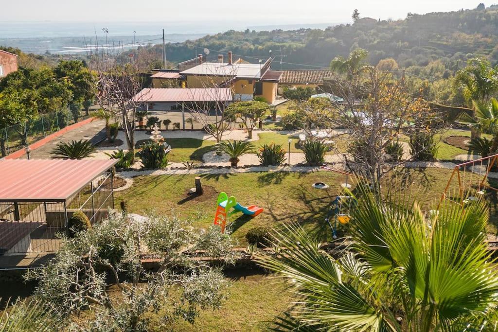 Villa Laura 皮耶迪蒙泰埃特内奥 外观 照片